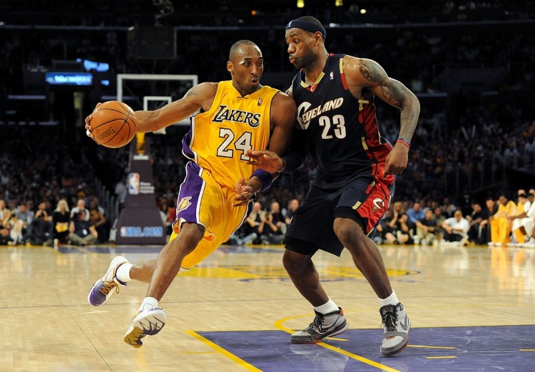 斯科特直言詹姆斯非科比式冷血杀手 后者三人包夹也出手