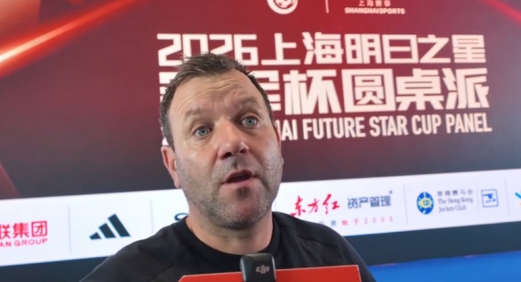 阿森纳教练员发展主管霍布斯:赵松源有职业天赋,我会盯他三四年 阿森纳教练员发展主管霍布斯:赵松源有职业天赋,我会盯他三四年