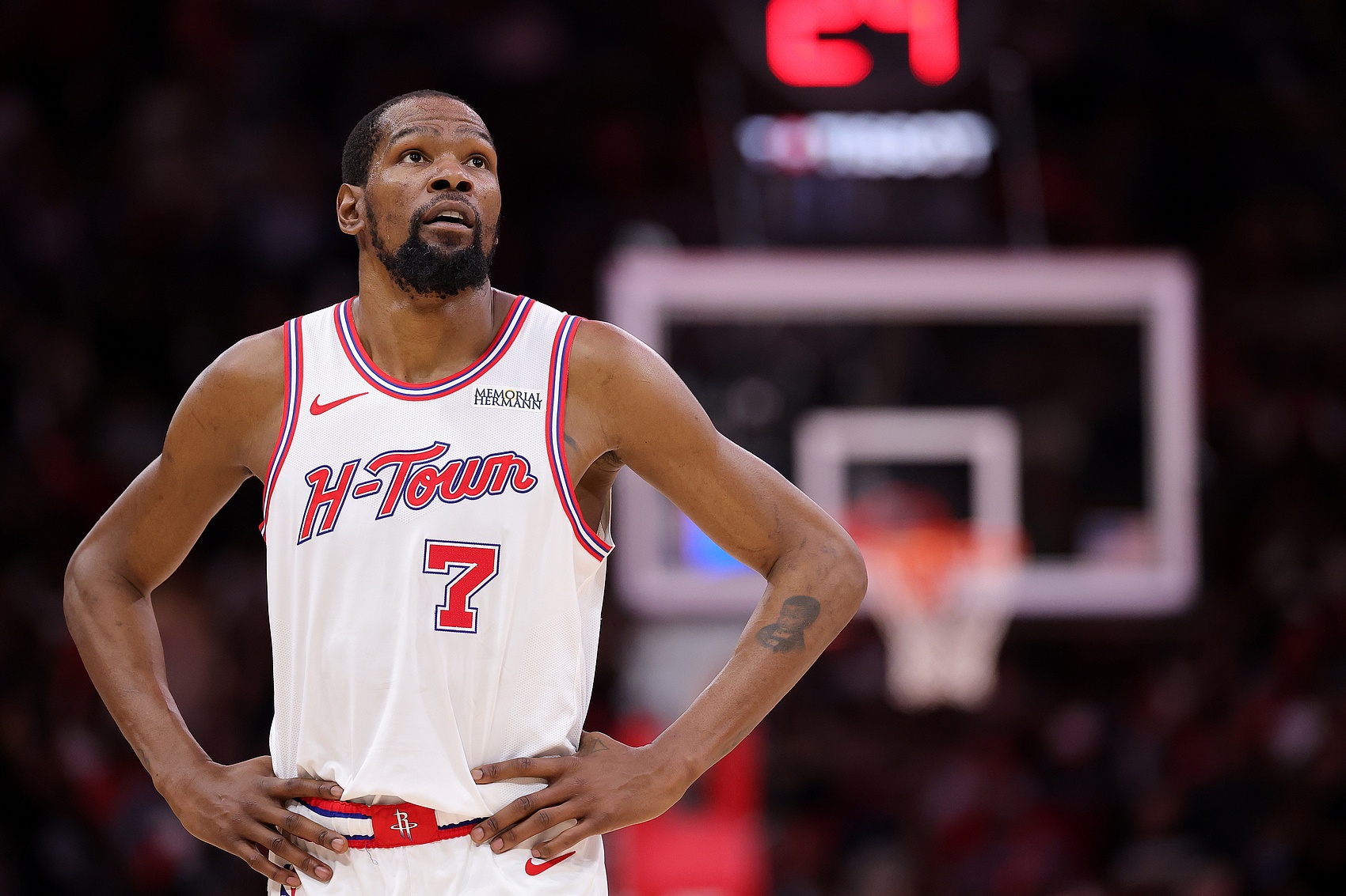ESPN记者:火箭有望冲击西部第一梯队 杜兰特第二季更熟悉火箭