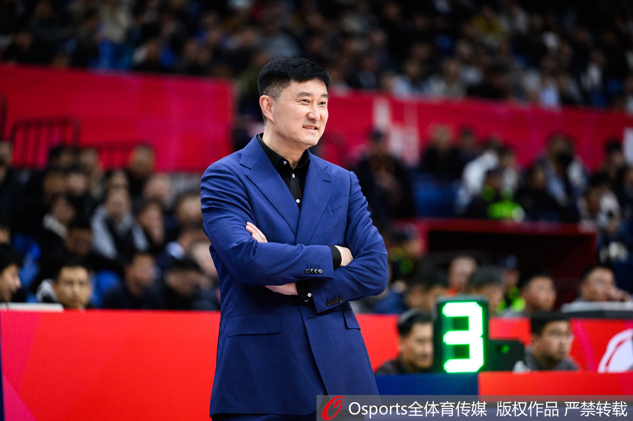 媒体人：杜锋改任广东宏远总教练属于荣誉性虚职 没有具体分工